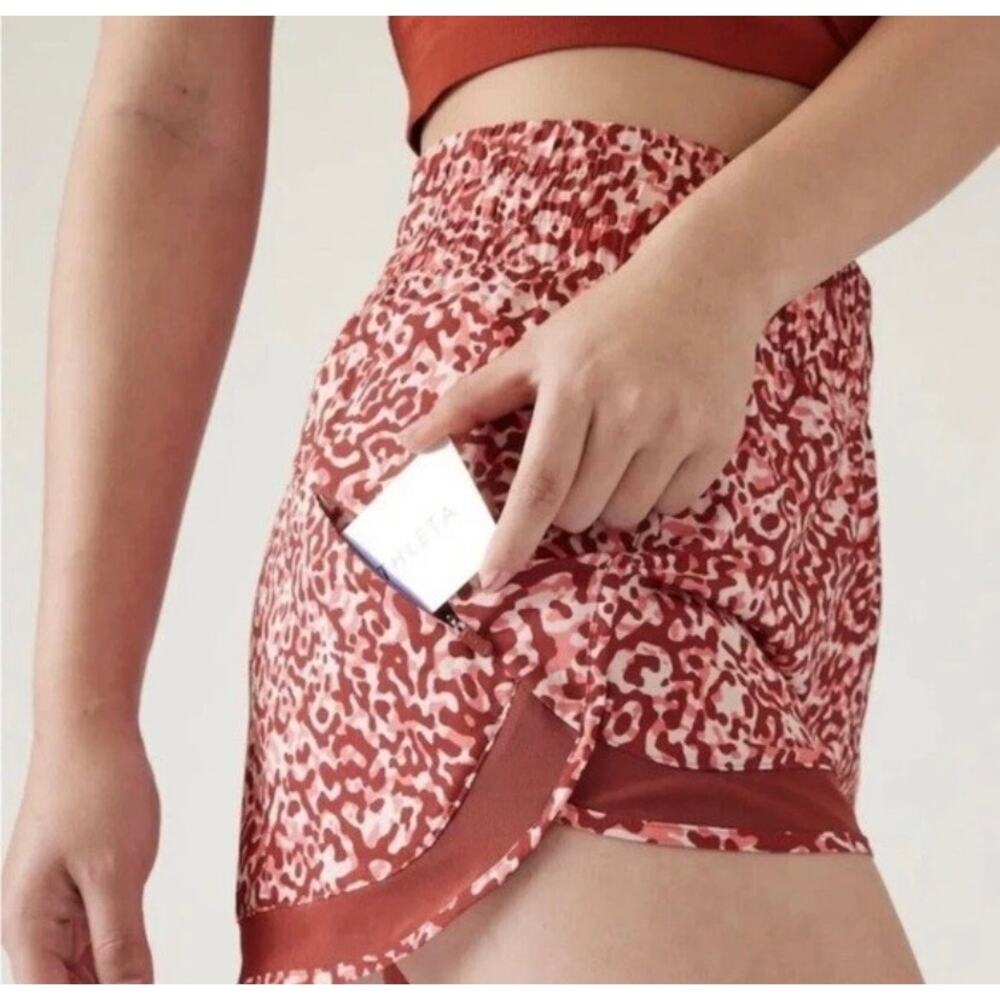 Athleta Mesh Racer Run High Rise Shorts Leopard Red Pink Animal Print Small
